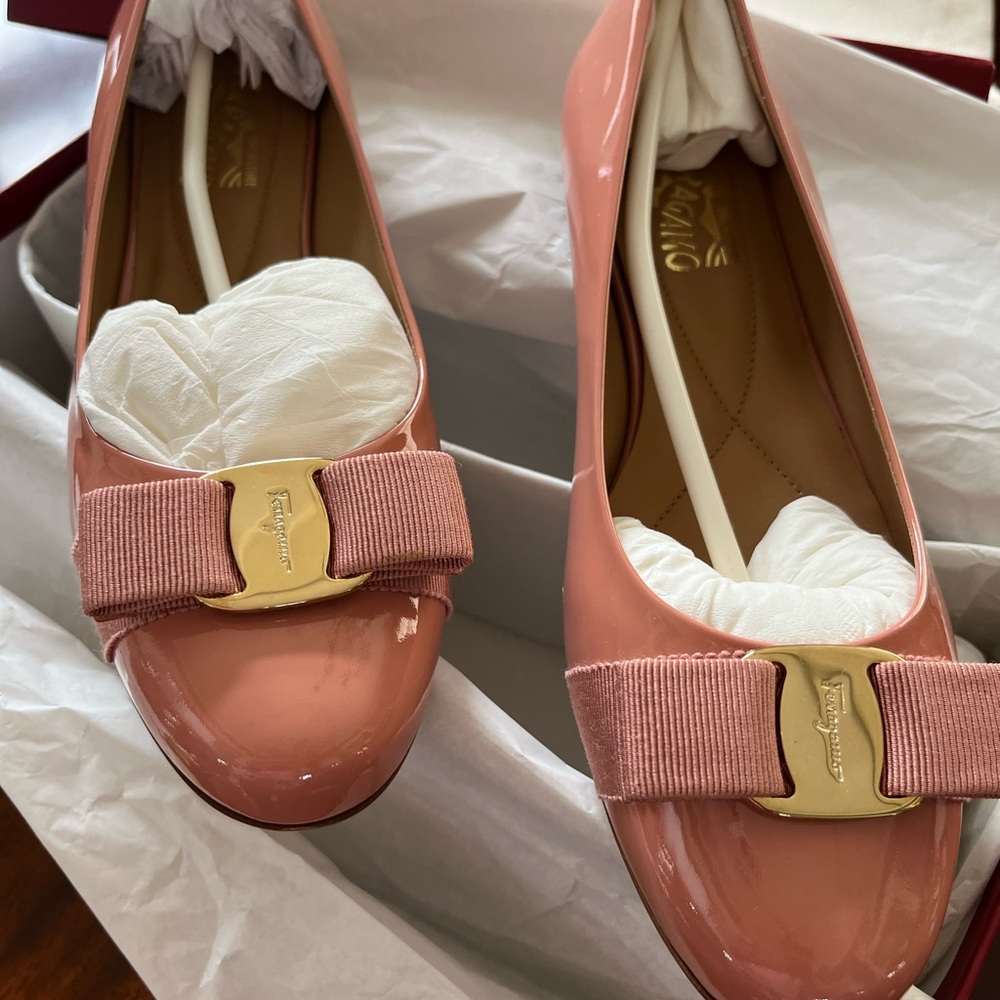 SOLD Salvatore Ferragamo Ballet Flats- BNIB size 8B